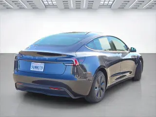 Tesla Model 3 2025 Long Range 4p Fastback