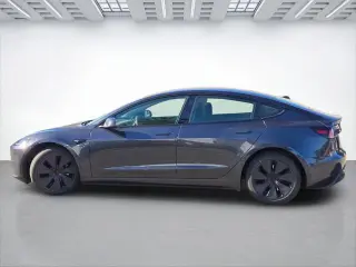 Tesla Model 3 2025 Long Range 4p Fastback