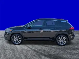 Toyota Corolla Cross 2022 XLE 4dr Crossover