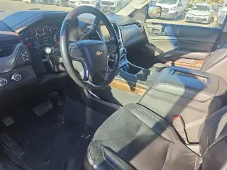 Chevrolet Suburban 2019 4x4 LT 4p SUV
