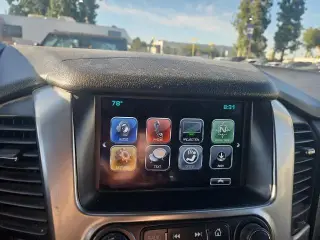 Chevrolet Suburban 2019 4x4 LT 4p SUV