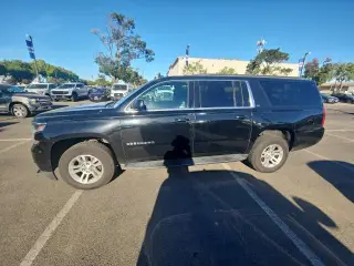 Chevrolet Suburban 2019 4x4 LT 4p SUV