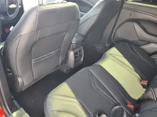 Ford Mustang Mach-E 2023 Premium 4dr SUV