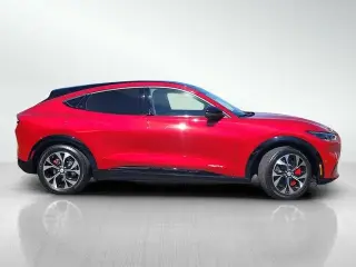 Ford Mustang Mach-E 2023 Premium 4dr SUV
