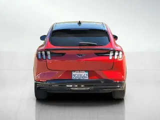 Ford Mustang Mach-E 2023 Premium 4dr SUV