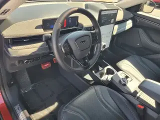 Ford Mustang Mach-E 2023 Premium 4dr SUV