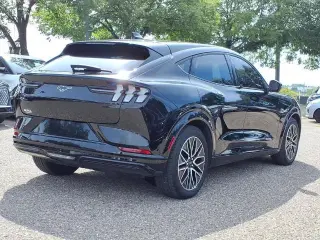 Ford Mustang Mach-E 2024 AWD Premium 4dr SUV
