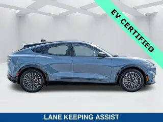 Ford Mustang Mach-E 2024 AWD Premium 4dr SUV