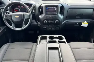 Chevrolet Silverado 1500 2025 4x4 Custom 4dr Crew Cab 5.8 ft. SB