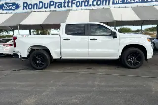 Chevrolet Silverado 1500 2025 4x4 Custom 4dr Crew Cab 5.8 ft. SB