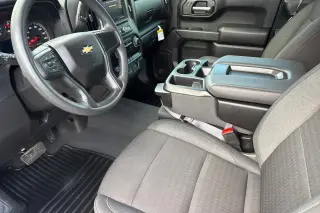 Chevrolet Silverado 1500 2025 4x4 Custom 4dr Crew Cab 5.8 ft. SB