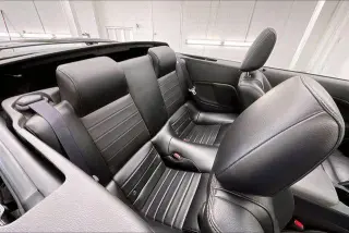 Ford Mustang 2006 GT Deluxe 2dr Convertible