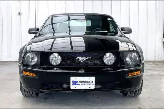 Ford Mustang 2006 GT Deluxe 2dr Convertible