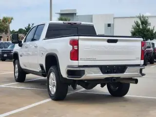 Chevrolet Silverado 2500HD 2022 4x4 LTZ 4dr Crew Cab SB