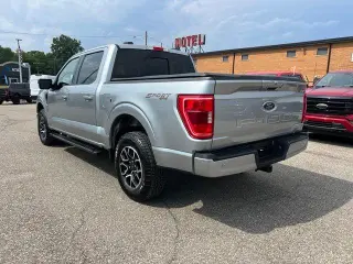 Ford F-150 2023 4x4 XLT 4p SuperCrew 5.5 ft. CB