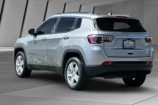 Jeep Compass 2022 Latitude 4dr SUV