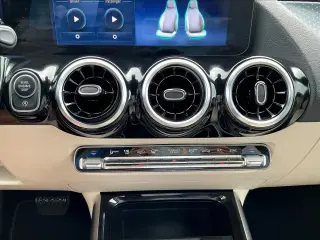 Mercedes-Benz GLA 2025 AWD GLA 250 4MATIC 4dr SUV