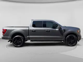 Ford F-150 2022 4x4 Lariat 4p SuperCab 5.5 ft. CA
