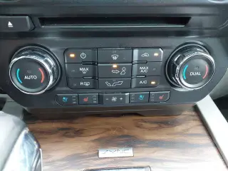 Ford F-150 2018 4x4 Lariat 4dr SuperCrew 5.5 ft. SB