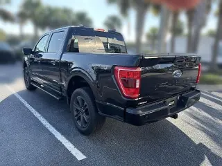 Ford F-150 2023 4x4 XLT 4p SuperCrew 5.5 ft. CB