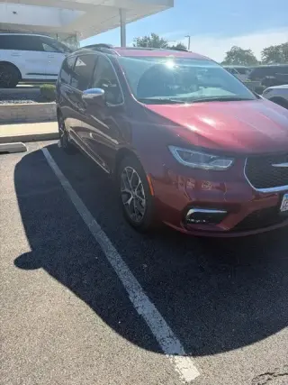 Chrysler Pacifica 2022 AWD Limited 4dr Mini-Van
