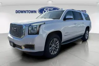 GMC Yukon XL 2016 4x4 Denali 4p SUV