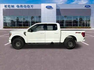 Ford F-150 2022 4x4 XLT 4p SuperCab 5.5 ft. CB