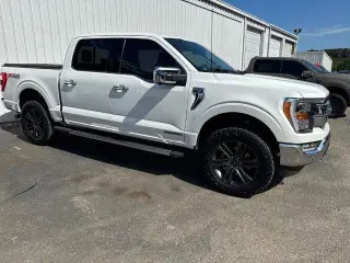 Ford F-150 2021 4x4 Lariat 4dr SuperCrew 6.5 ft. SB