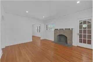 Propiedad de alquiler con 3 dormitorios y 2 baños en Eastchester