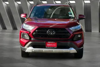 Toyota RAV4 2024 AWD Adventure 4p SUV