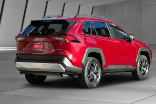 Toyota RAV4 2024 AWD Adventure 4p SUV