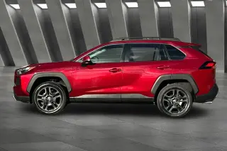 Toyota RAV4 2024 AWD Adventure 4p SUV