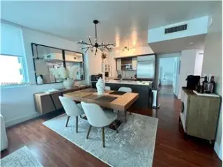 Propiedad de alquiler con 2 dormitorios y 2 baños en Miami