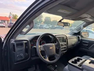 2017 Chevrolet Silverado 2500HD ONLY 29,000 Miles