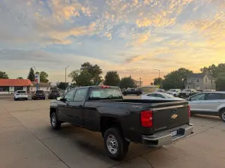 2017 Chevrolet Silverado 2500HD ONLY 29,000 Miles