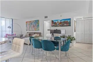 Propiedad de alquiler con 2 dormitorios y 2 baños en Miami