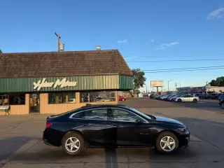2017 Chevrolet Malibu LS ONLY 42,000 Miles