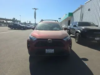 Toyota RAV4 2022 XLE Premium 4dr SUV