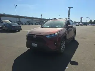 Toyota RAV4 2022 XLE Premium 4dr SUV