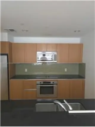 Propiedad de alquiler con 2 dormitorios y 2.5 baños en Miami