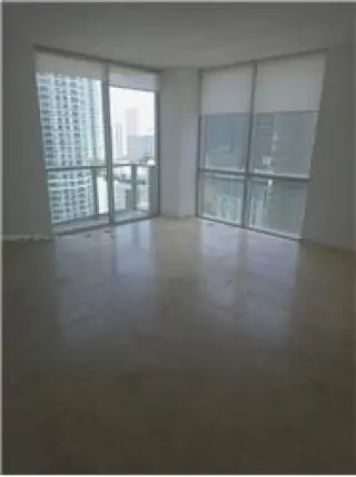 Propiedad de alquiler con 2 dormitorios y 2.5 baños en Miami