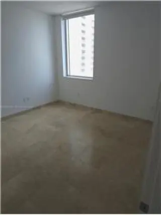 Propiedad de alquiler con 2 dormitorios y 2.5 baños en Miami