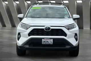 Toyota RAV4 2019 AWD XLE Premium 4dr SUV