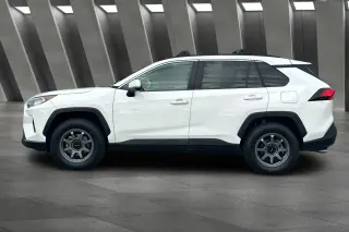 Toyota RAV4 2019 AWD XLE Premium 4dr SUV