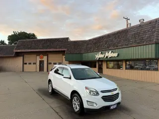 2016 Chevrolet Equinox LT ONLY 35,000 Miles