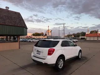 2016 Chevrolet Equinox LT ONLY 35,000 Miles
