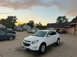2016 Chevrolet Equinox LT ONLY 35,000 Miles
