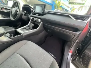Toyota RAV4 2022 XLE 4dr SUV