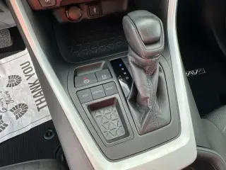 Toyota RAV4 2022 XLE 4dr SUV