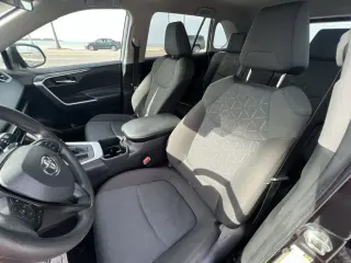 Toyota RAV4 2022 XLE 4dr SUV
